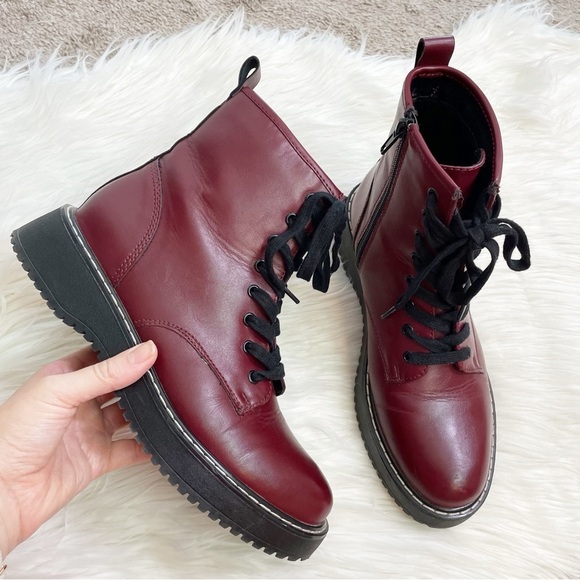 Steve Madden Madden Girl Kurrt Lace-Up Combat Boots in Burgundy Faux Leather - Picture 1 of 8